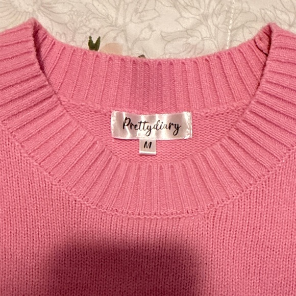 Pink Sweater with 'Beautiful' Script - Picture 2 of 3